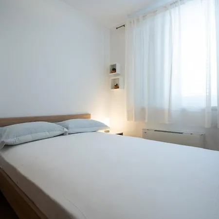 Lila1 Apartment