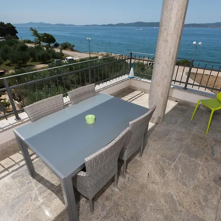 Lila1 Apartman *