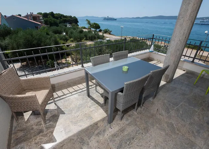 Lila1 Apartman Zadar