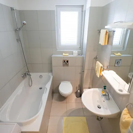 Lila1 Apartment
