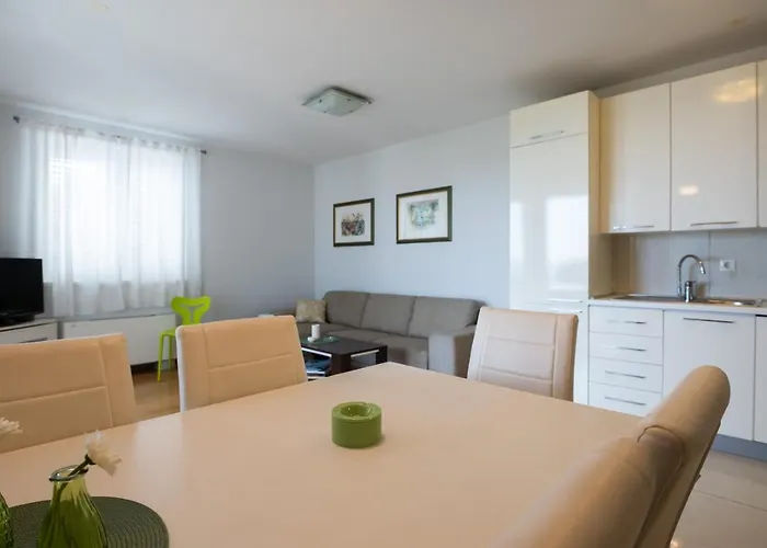 Lila1 Apartman